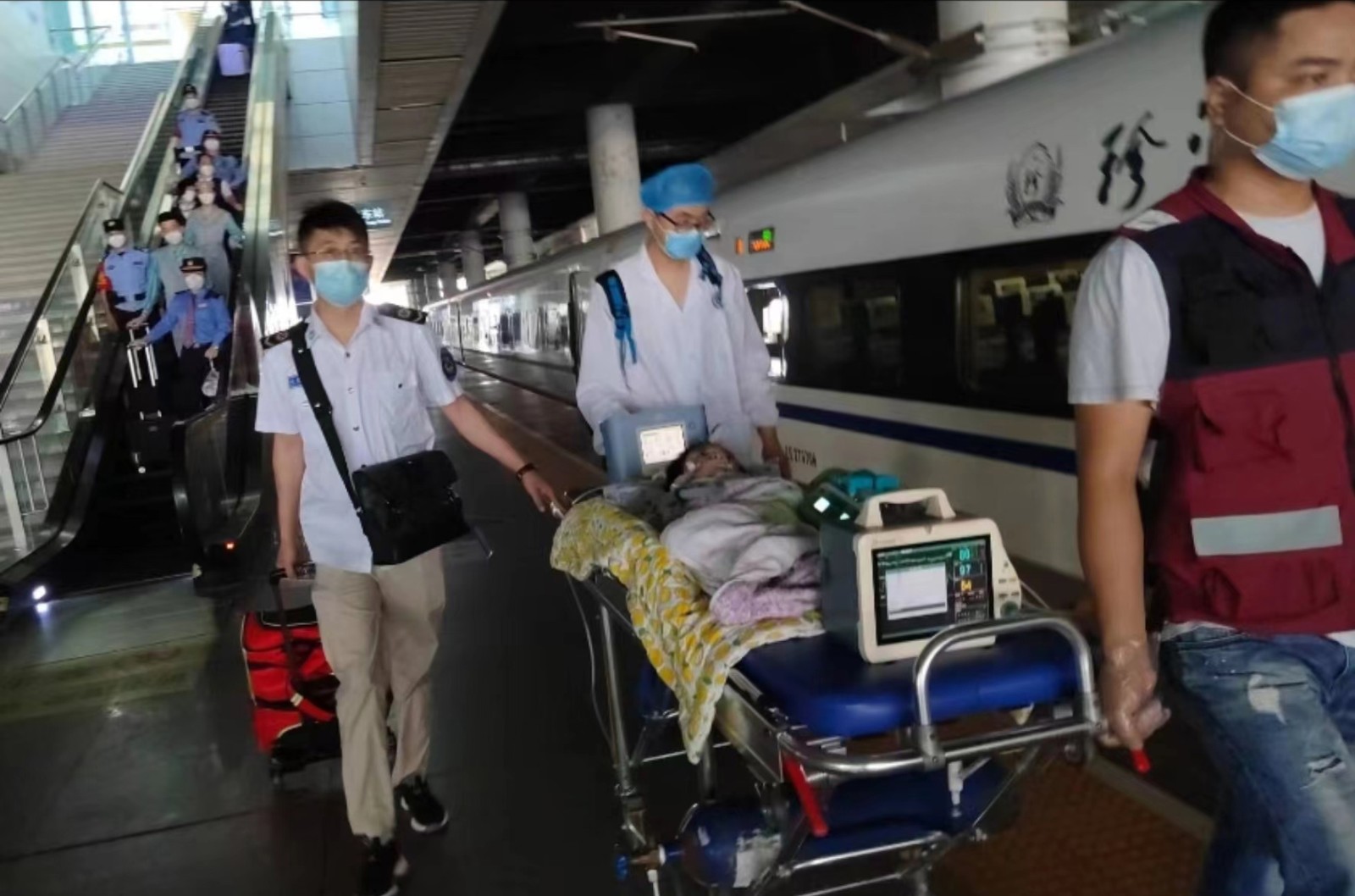 盐山县高铁转运公司